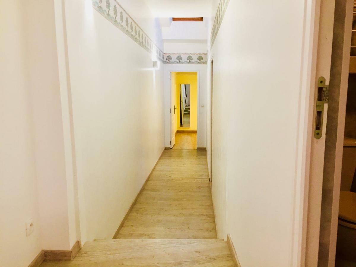 Villa Bigorra Lourdes Centre Le Sanctuaire La Grotte , Parking ภายนอก รูปภาพ